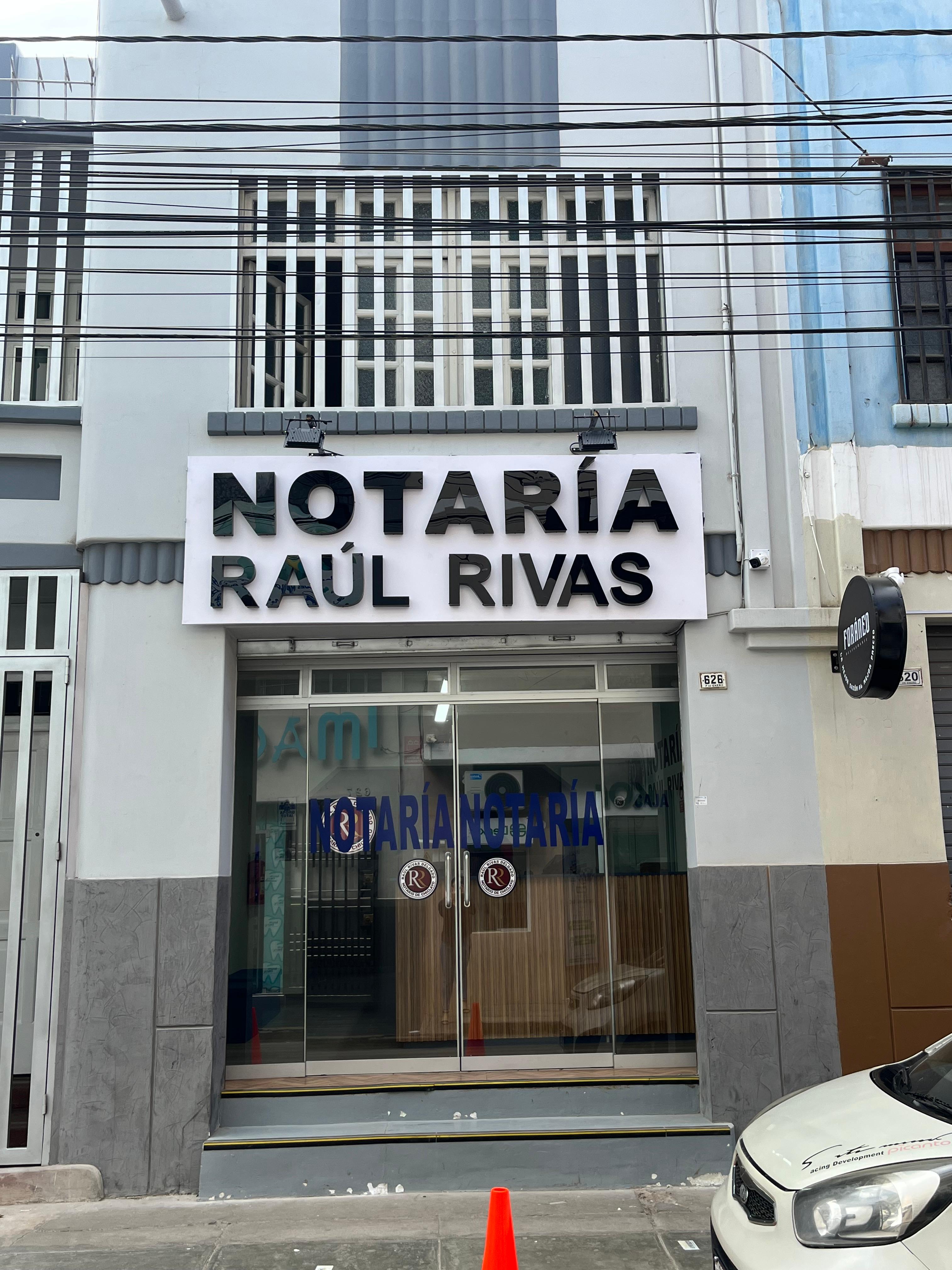 Notaría Raúl Rivas 1